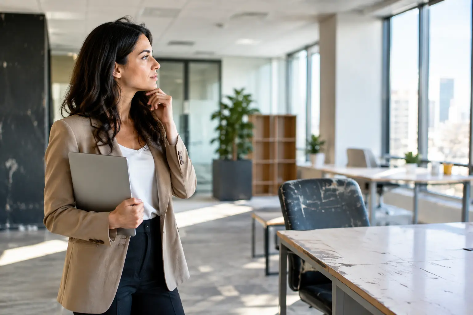 When to Replace Office Interiors: 9 Clear Signs